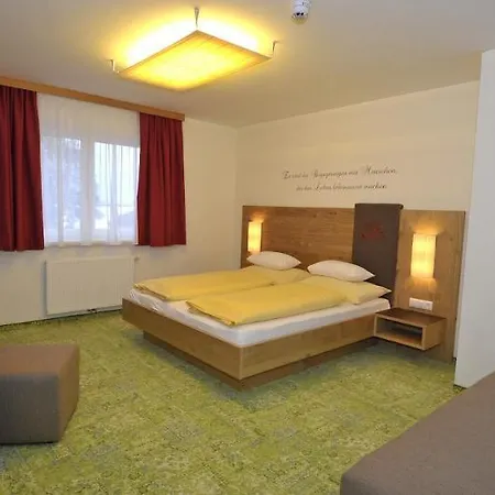 Zur Barbara Hotel 4*